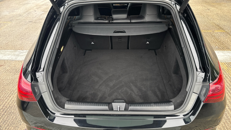 Mercedes-Benz CLA 220d AMG Line Premium Plus 5dr Tip Auto Diesel Estate